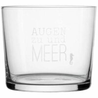 Wasserglas mit Text Augen zu und Meer von Räder Design